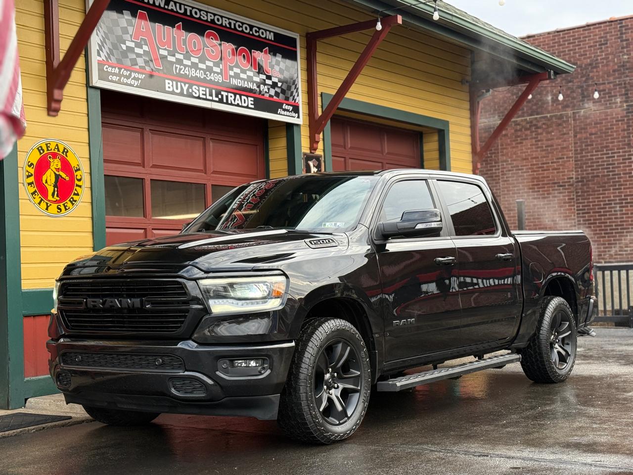 RAM 1500 Big Horn Crew Cab SWB 4WD 2020