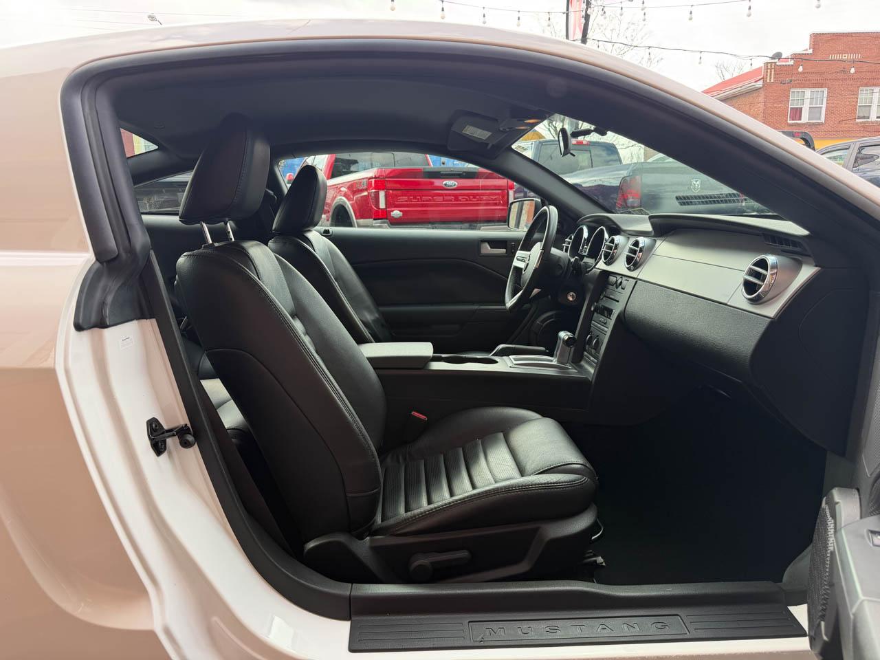 Ford Mustang GT Premium Coupe 2007