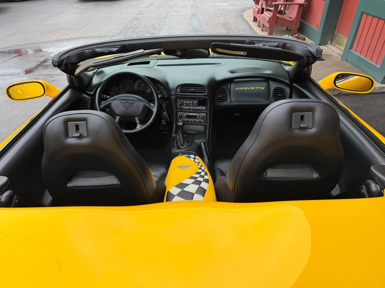 Chevrolet Corvette Convertible 2003