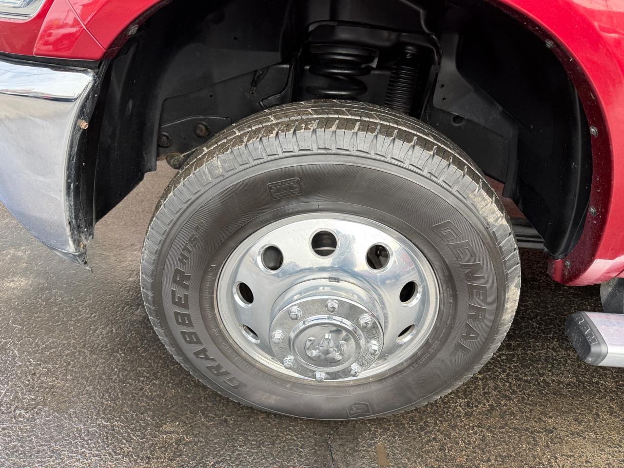 RAM 3500 Laramie Mega Cab 4WD DRW 2015