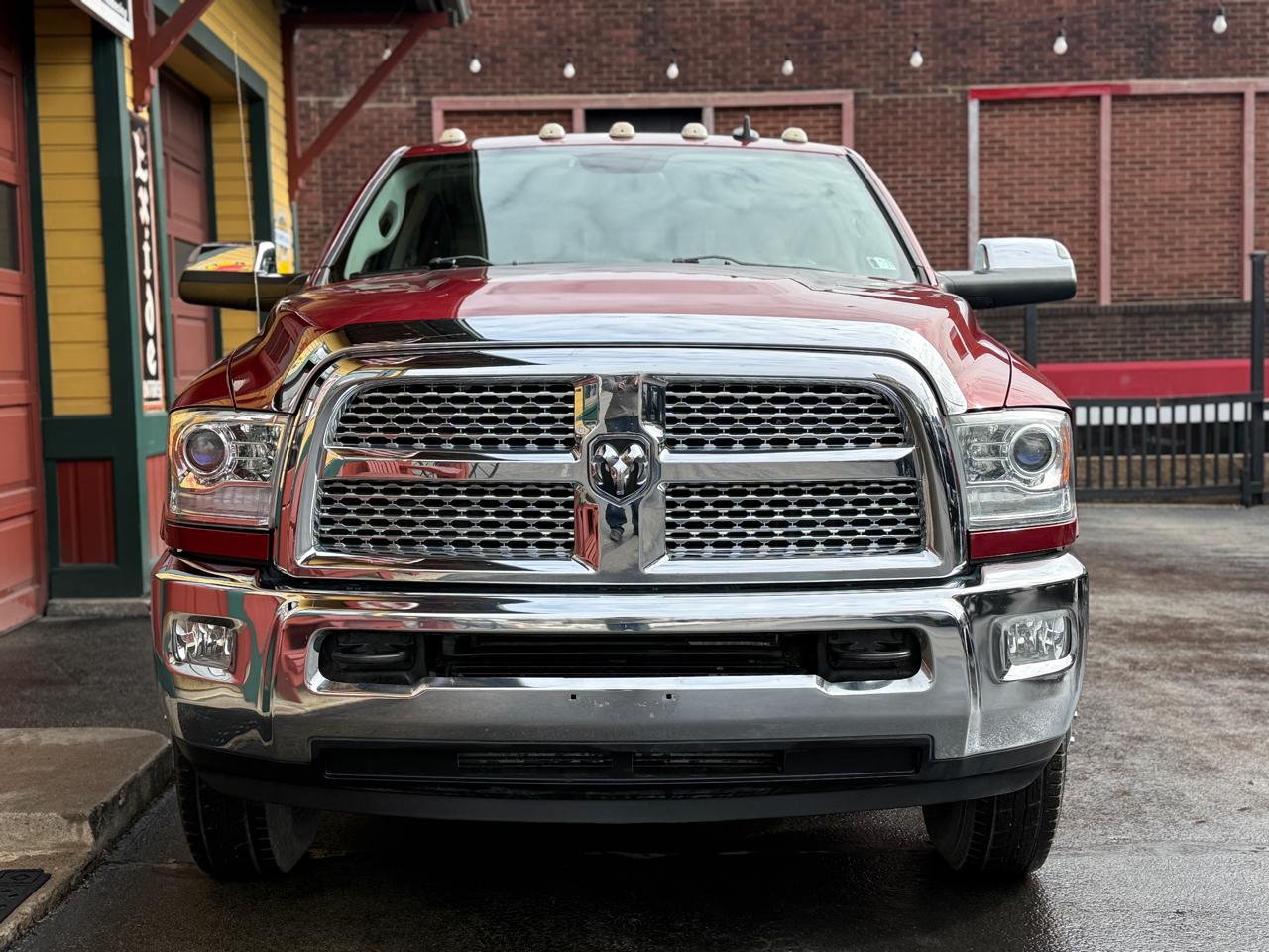 RAM 3500 Laramie Mega Cab 4WD DRW 2015