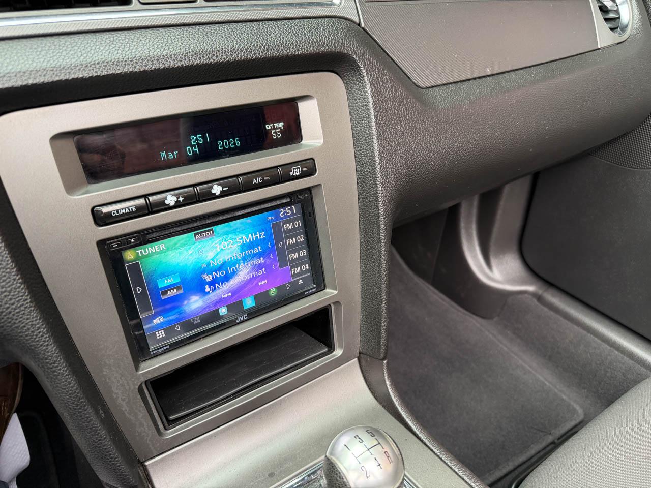 Ford Mustang GT convertible 2010