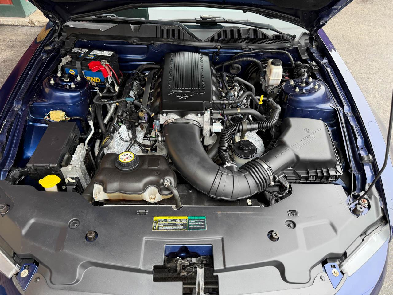 Ford Mustang GT convertible 2010