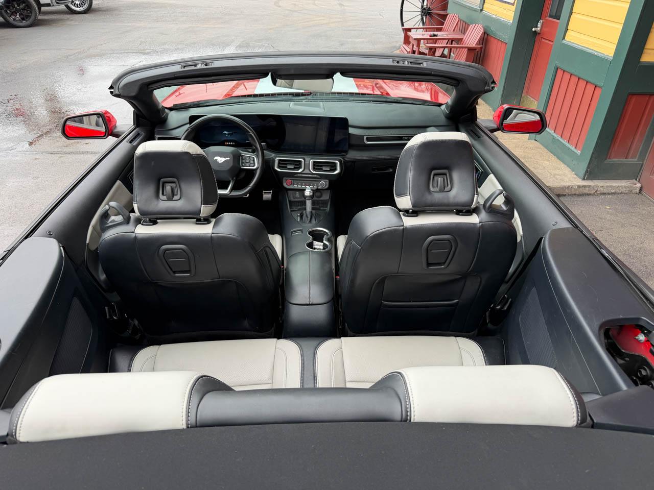 Ford Mustang EcoBoost Premium Convertible 2024