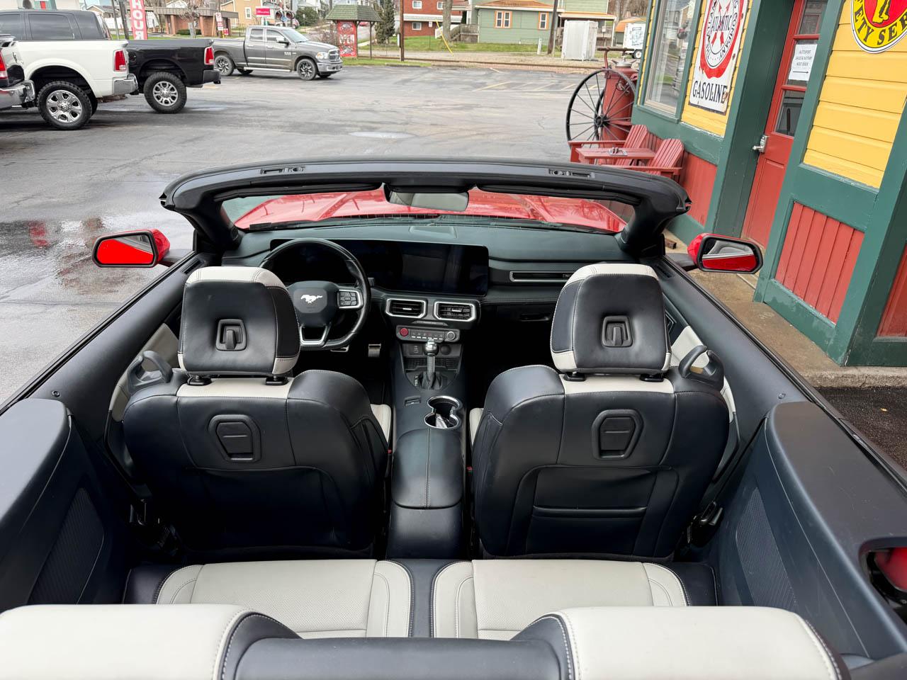 Ford Mustang EcoBoost Premium Convertible 2024