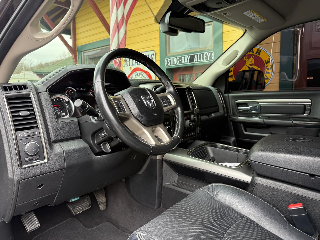 RAM 2500 Laramie Mega Cab 4WD 2018