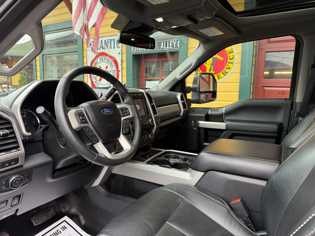 Ford F-250 SD Lariat Crew Cab 4WD 2020