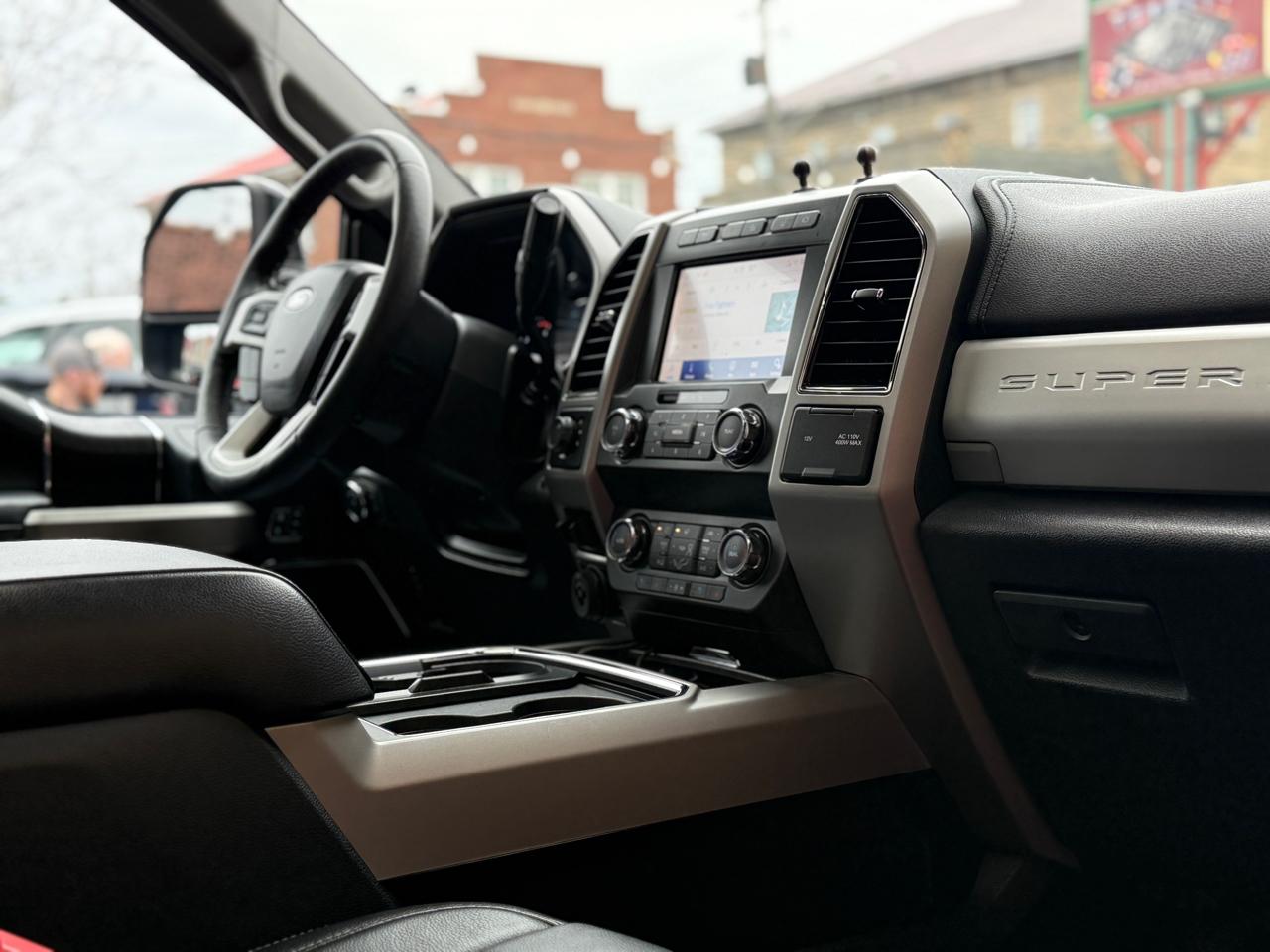 Ford F-250 SD Lariat Crew Cab 4WD 2020