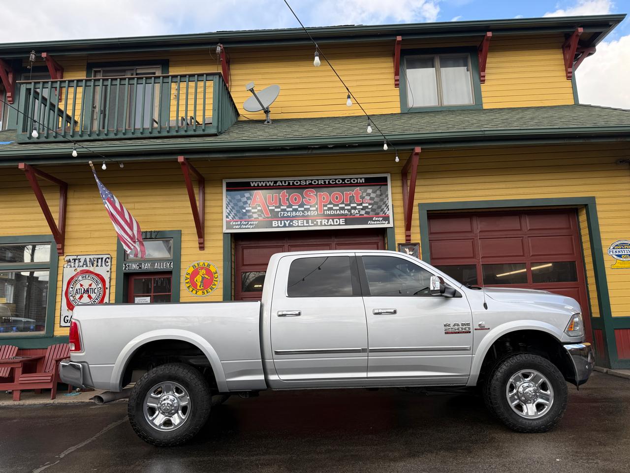 RAM 2500 Laramie Crew Cab SWB 4WD 2018
