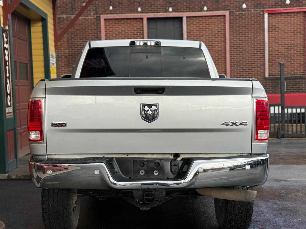 RAM 2500 Laramie Crew Cab SWB 4WD 2018