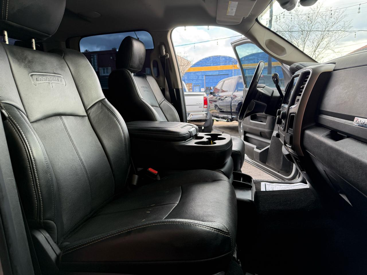 RAM 2500 Laramie Crew Cab SWB 4WD 2018