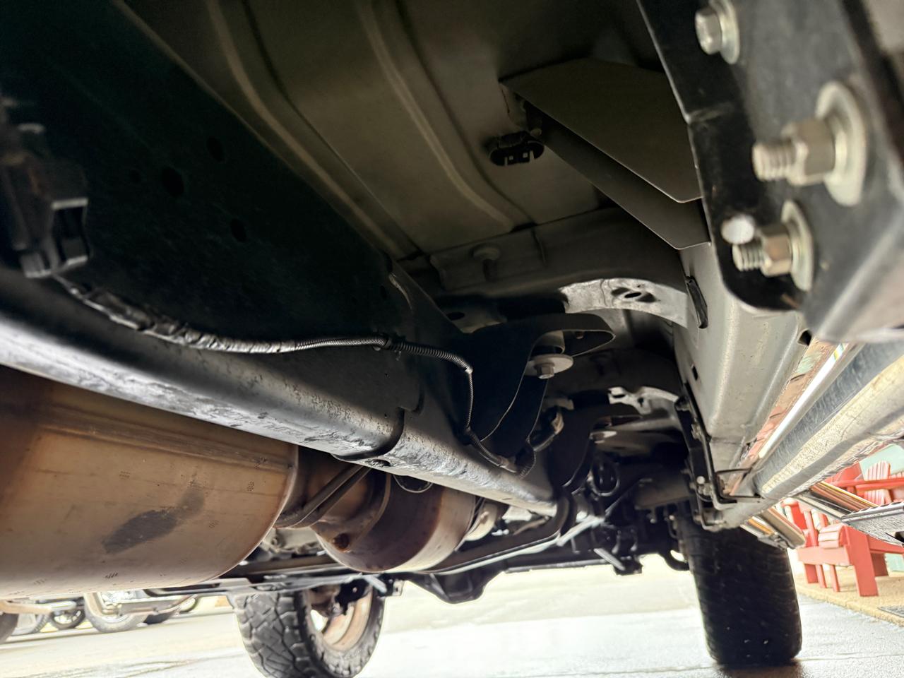 RAM 3500 Laramie Mega Cab 4WD DRW 2012