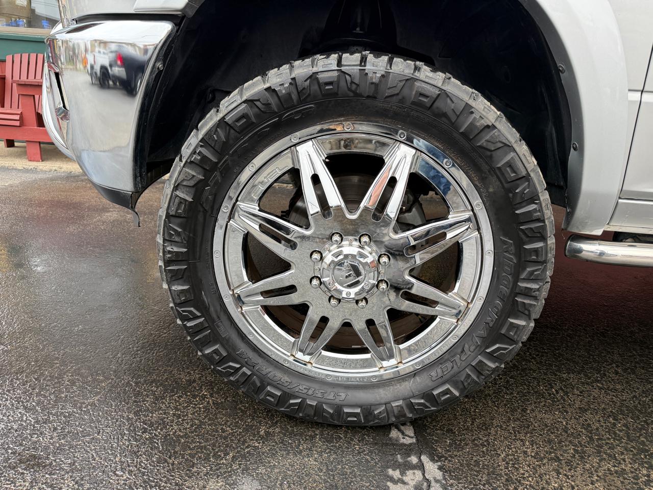 RAM 3500 Laramie Mega Cab 4WD DRW 2012