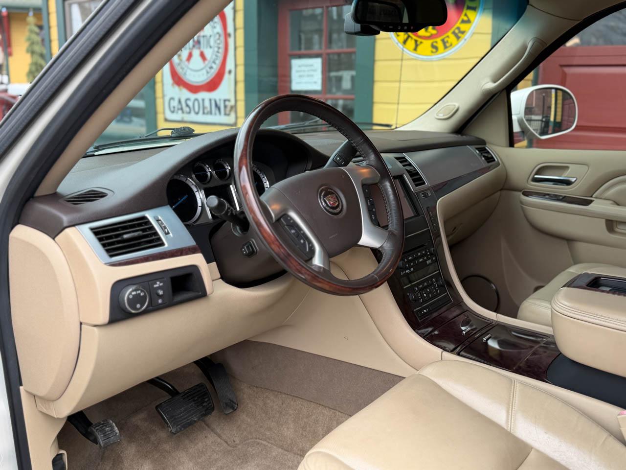 Cadillac Escalade EXT Luxury 2013