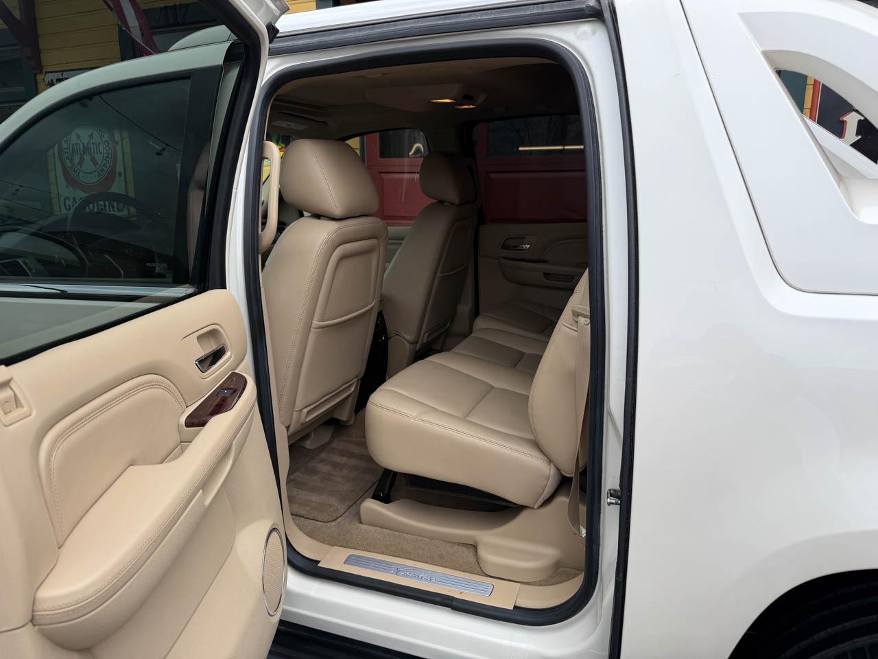 Cadillac Escalade EXT Luxury 2013