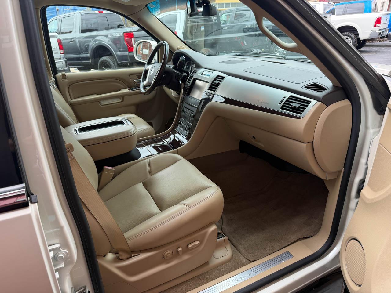 Cadillac Escalade EXT Luxury 2013