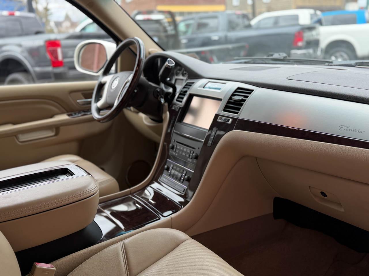 Cadillac Escalade EXT Luxury 2013