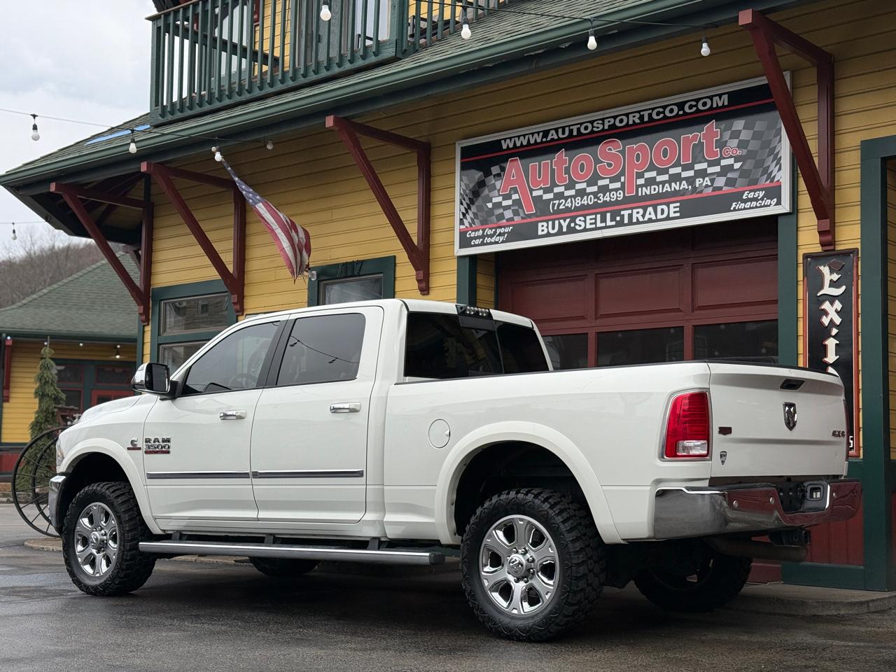 RAM 3500 Laramie Crew Cab SWB 4WD 2017