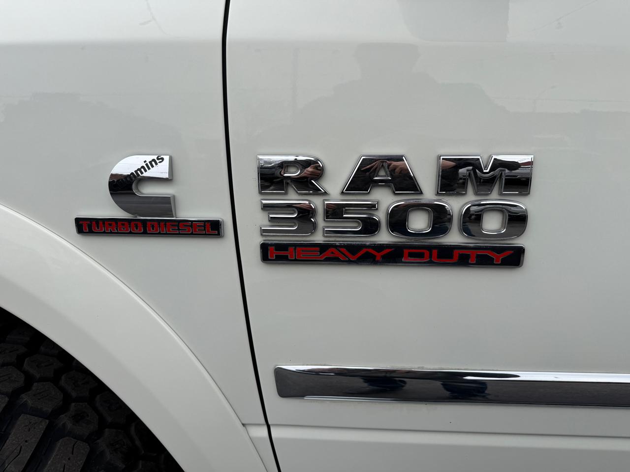RAM 3500 Laramie Crew Cab SWB 4WD 2017