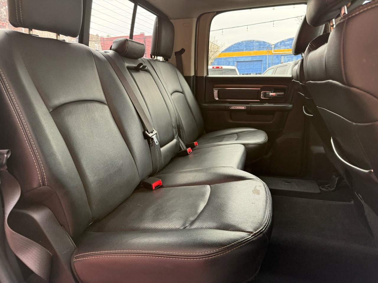 RAM 3500 Laramie Crew Cab SWB 4WD 2017