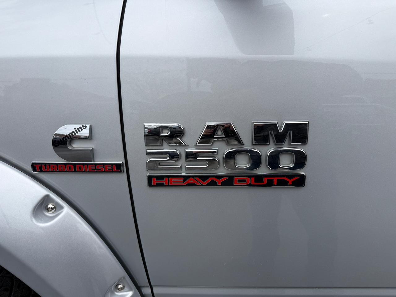 RAM 2500 4WD Mega Cab 160.5" Laramie Limited 2017