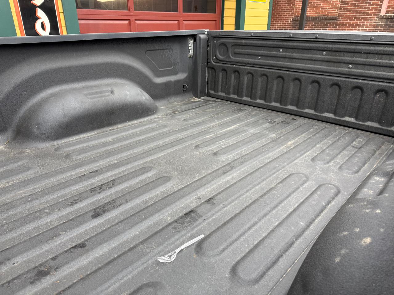 RAM 2500 4WD Mega Cab 160.5" Laramie Limited 2017