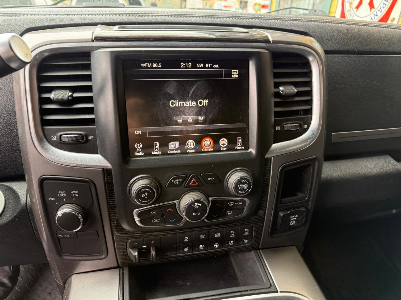 RAM 2500 4WD Mega Cab 160.5" Laramie Limited 2016