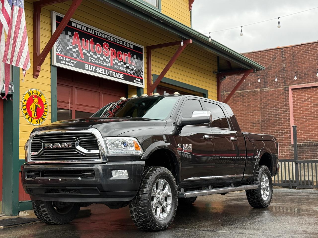 RAM 2500 4WD Mega Cab 160.5" Laramie Limited 2016