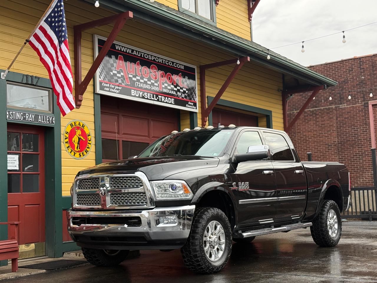 2016 RAM 3500 Laramie Crew Cab SWB 4WD