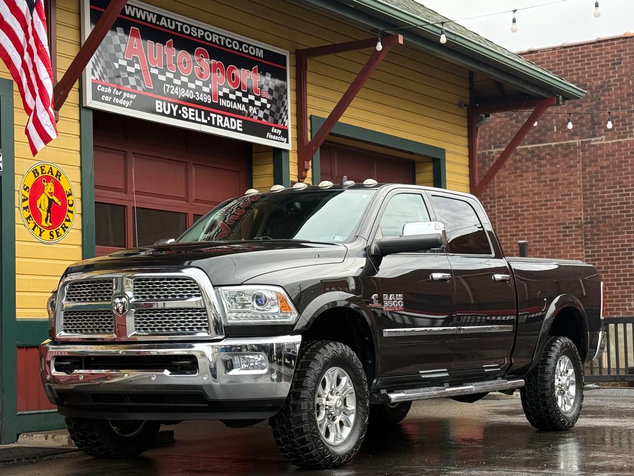 RAM 3500 Laramie Crew Cab SWB 4WD 2016