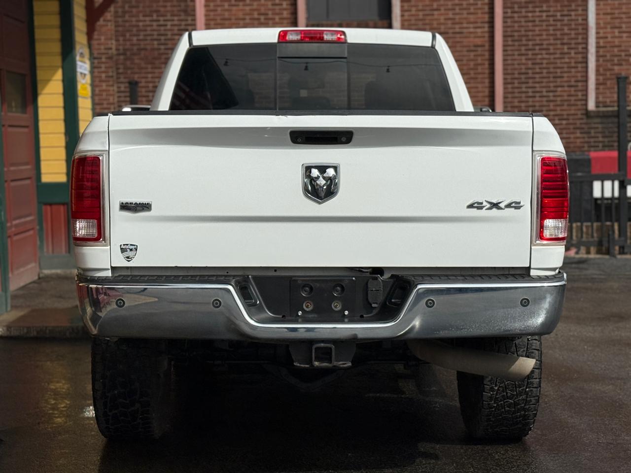 RAM 2500 Laramie Crew Cab SWB 4WD 2014