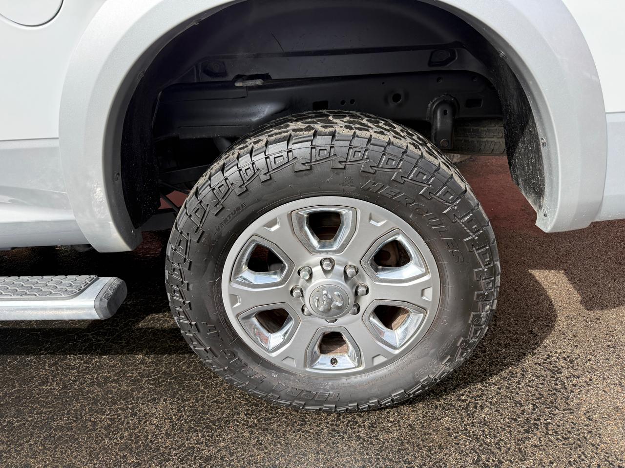 RAM 2500 Laramie Crew Cab SWB 4WD 2014