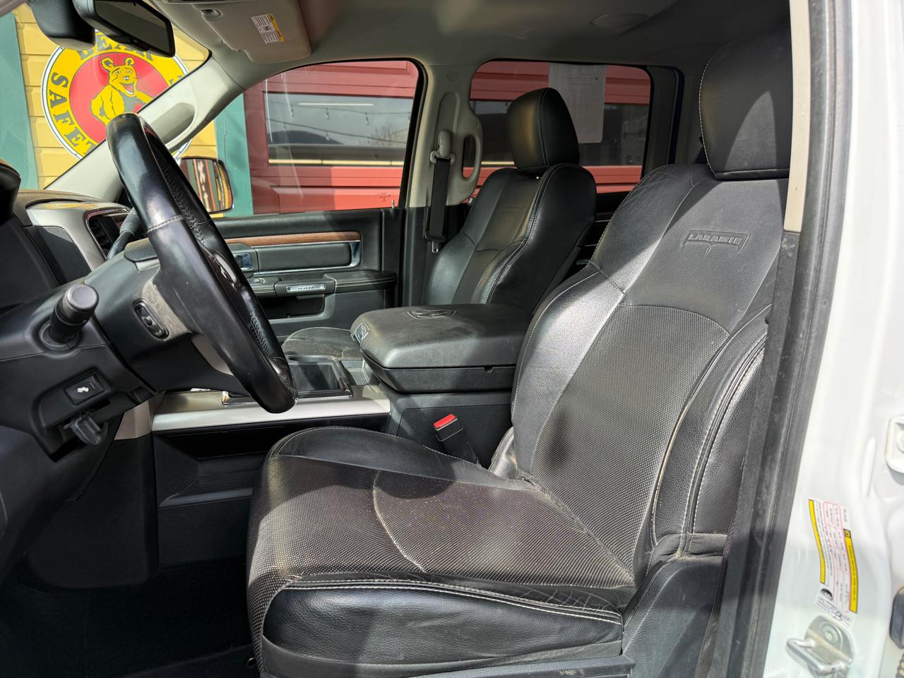 RAM 2500 Laramie Crew Cab SWB 4WD 2014