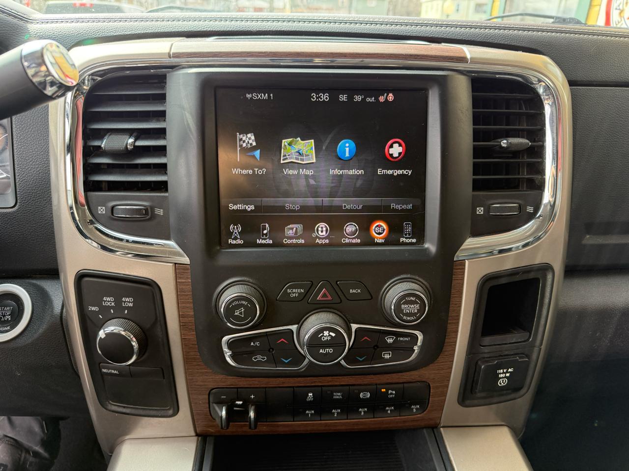 RAM 2500 Laramie Crew Cab SWB 4WD 2014