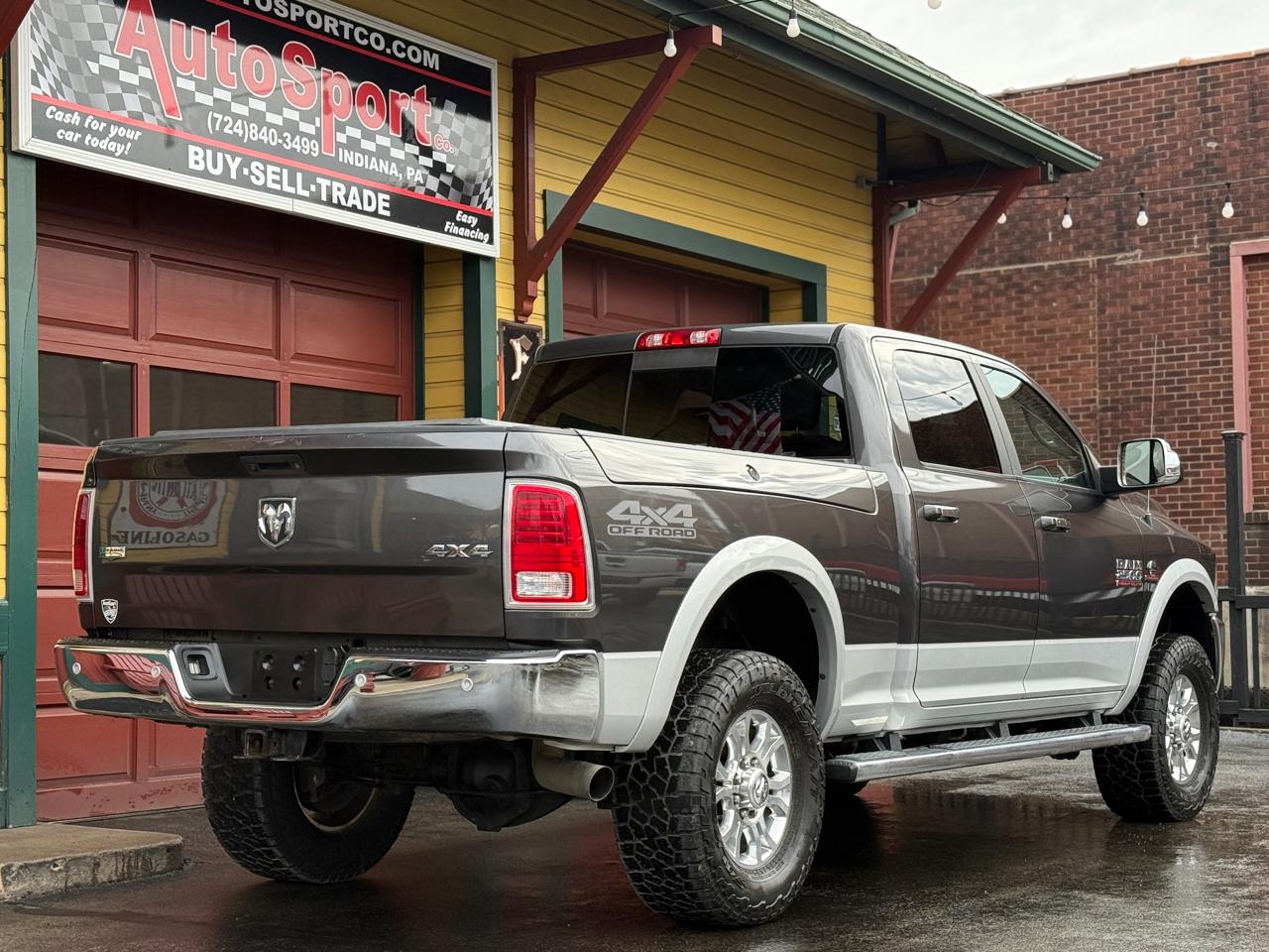 RAM 2500 Laramie Crew Cab SWB 4WD 2018