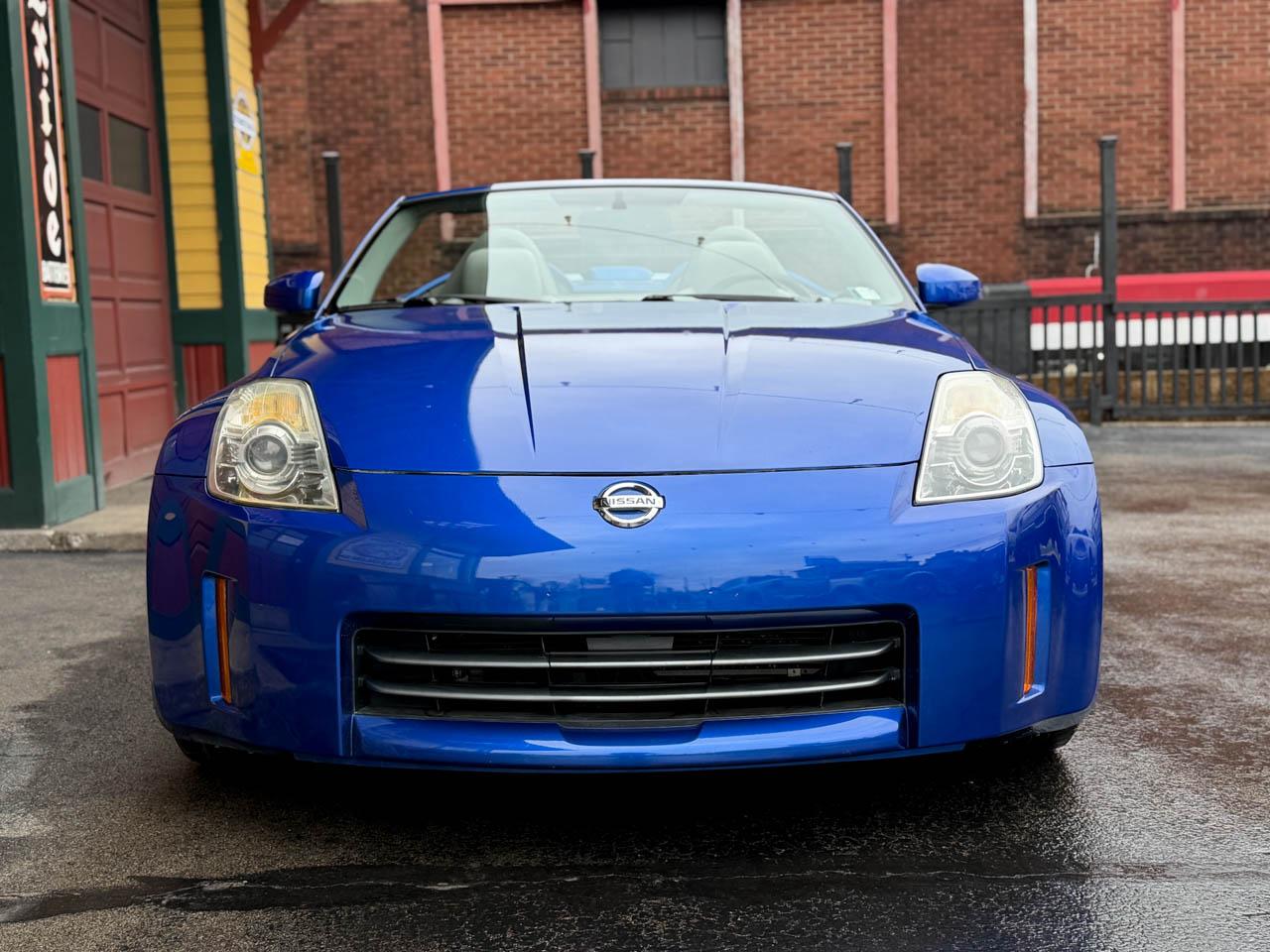 Nissan 350Z Enthusiast Roadster 2006