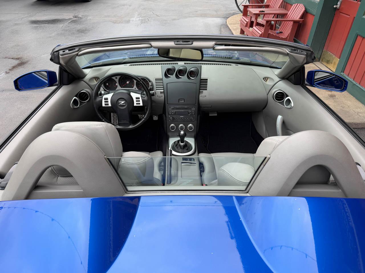 Nissan 350Z Enthusiast Roadster 2006