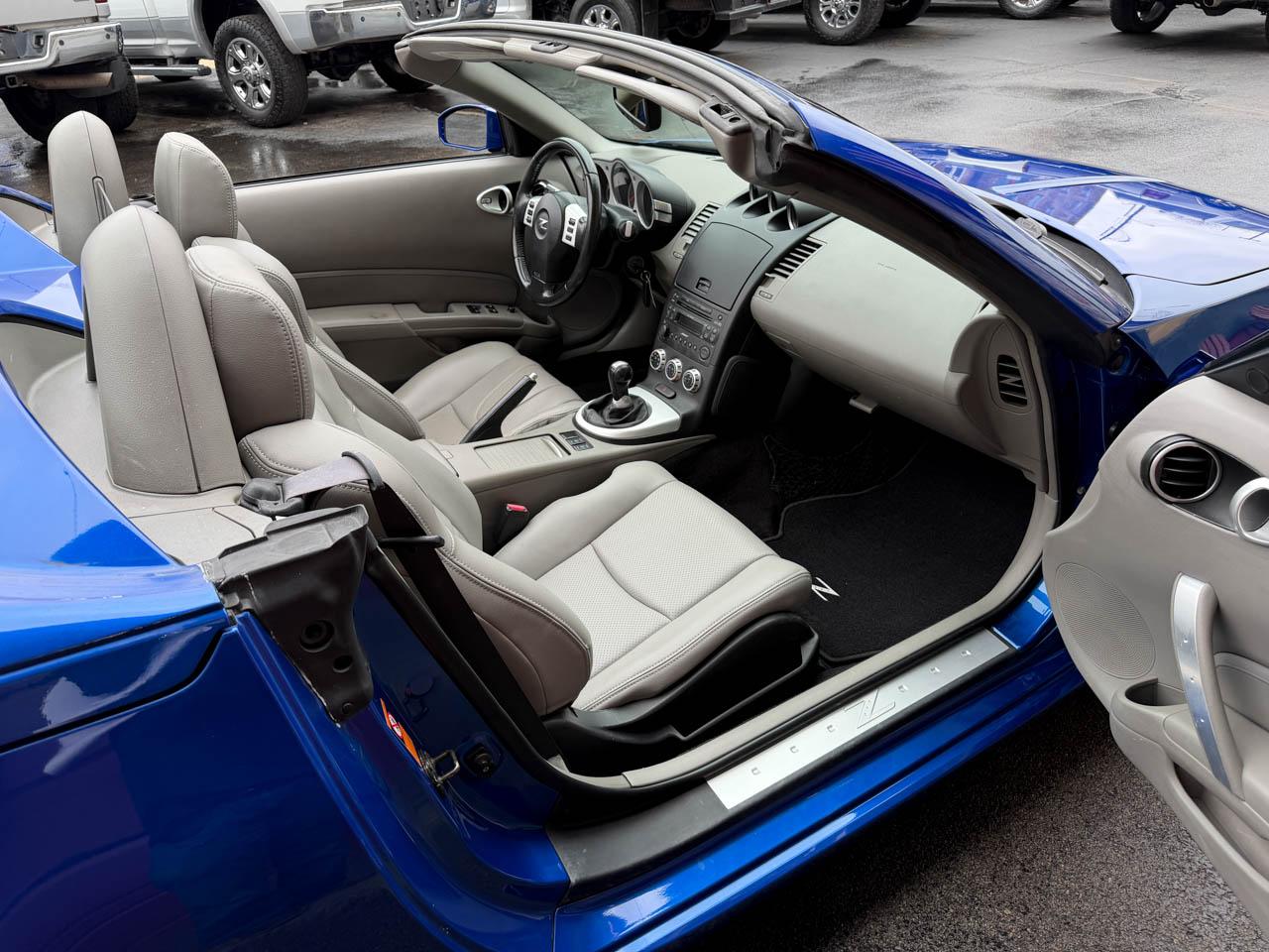 Nissan 350Z Enthusiast Roadster 2006