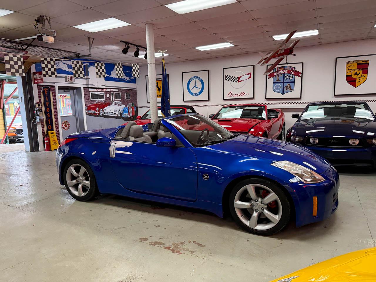 Nissan 350Z Enthusiast Roadster 2006