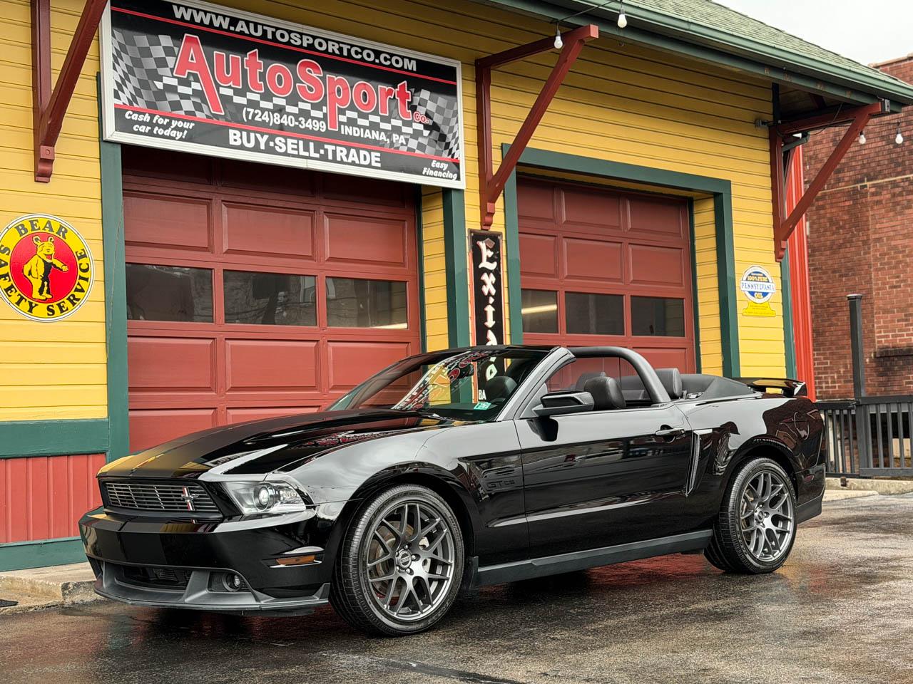 Ford Mustang  2011