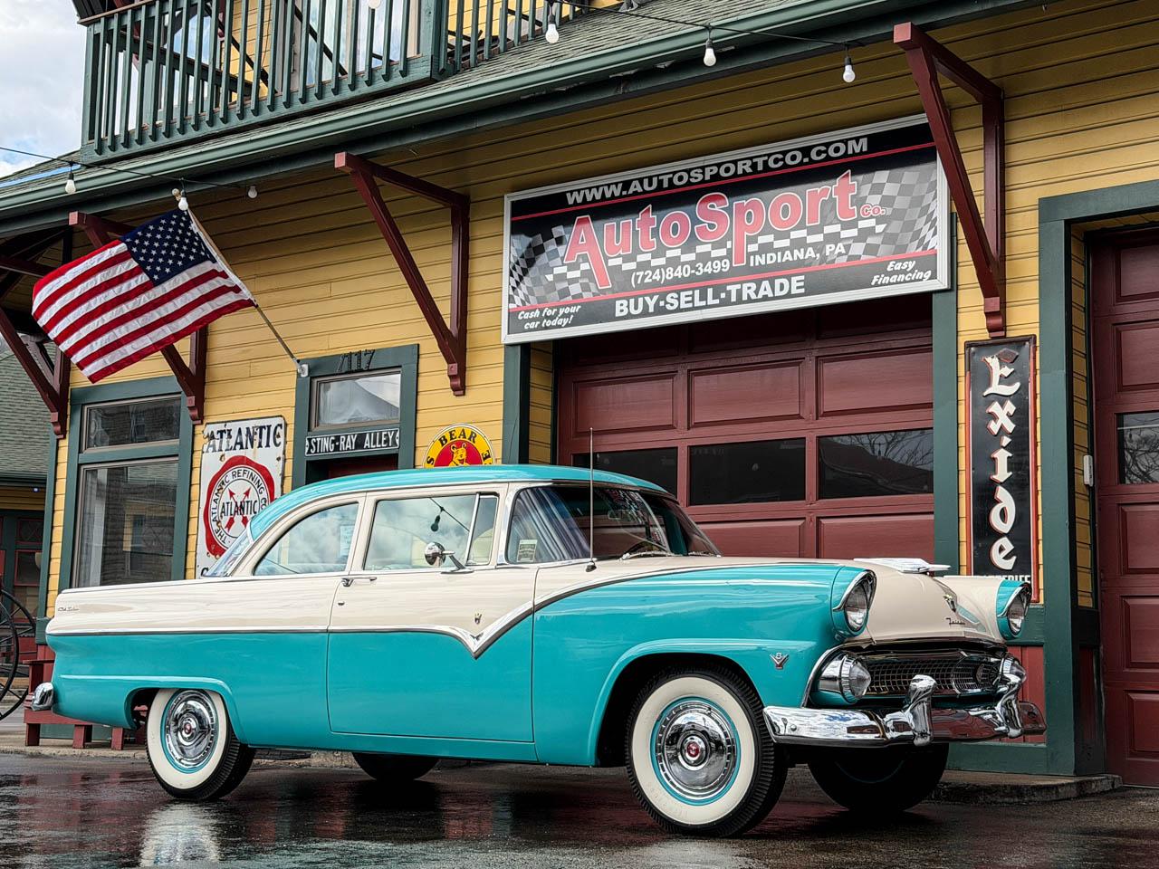 1955 Ford Fairlane 
