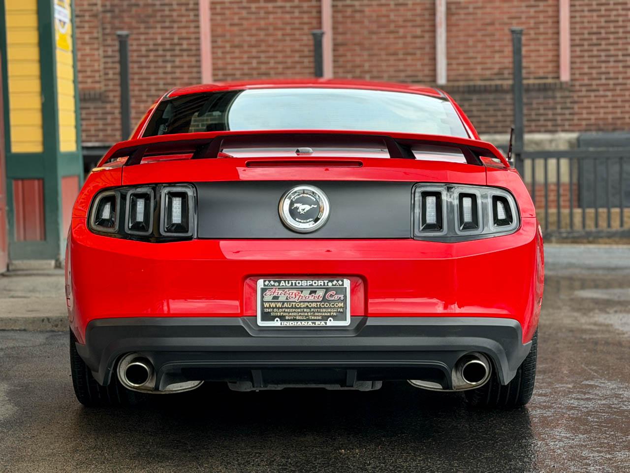 Ford Mustang  2012