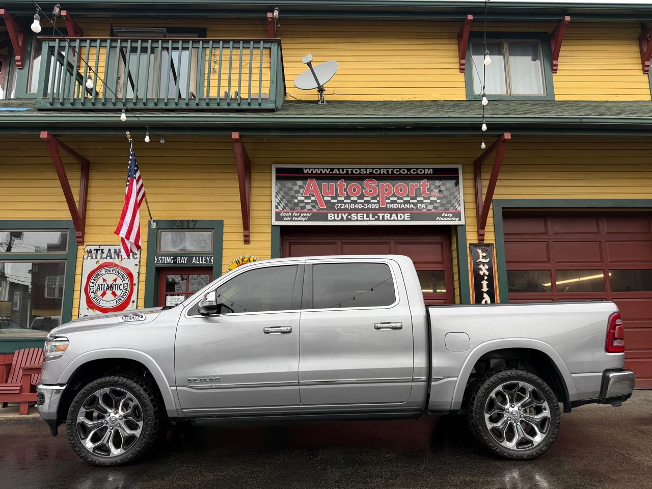 RAM 1500 Limited Crew Cab SWB 4WD 2022