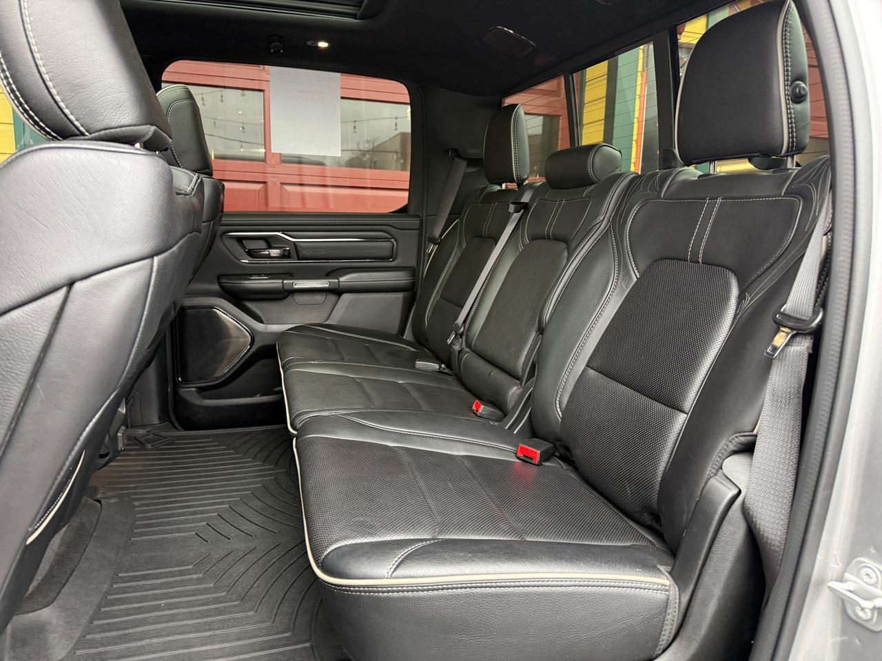 RAM 1500 Limited Crew Cab SWB 4WD 2022