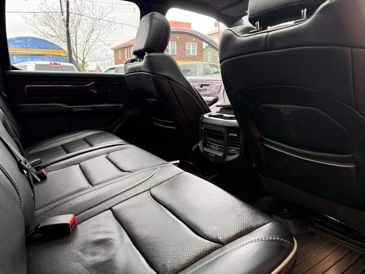 RAM 1500 Limited Crew Cab SWB 4WD 2022