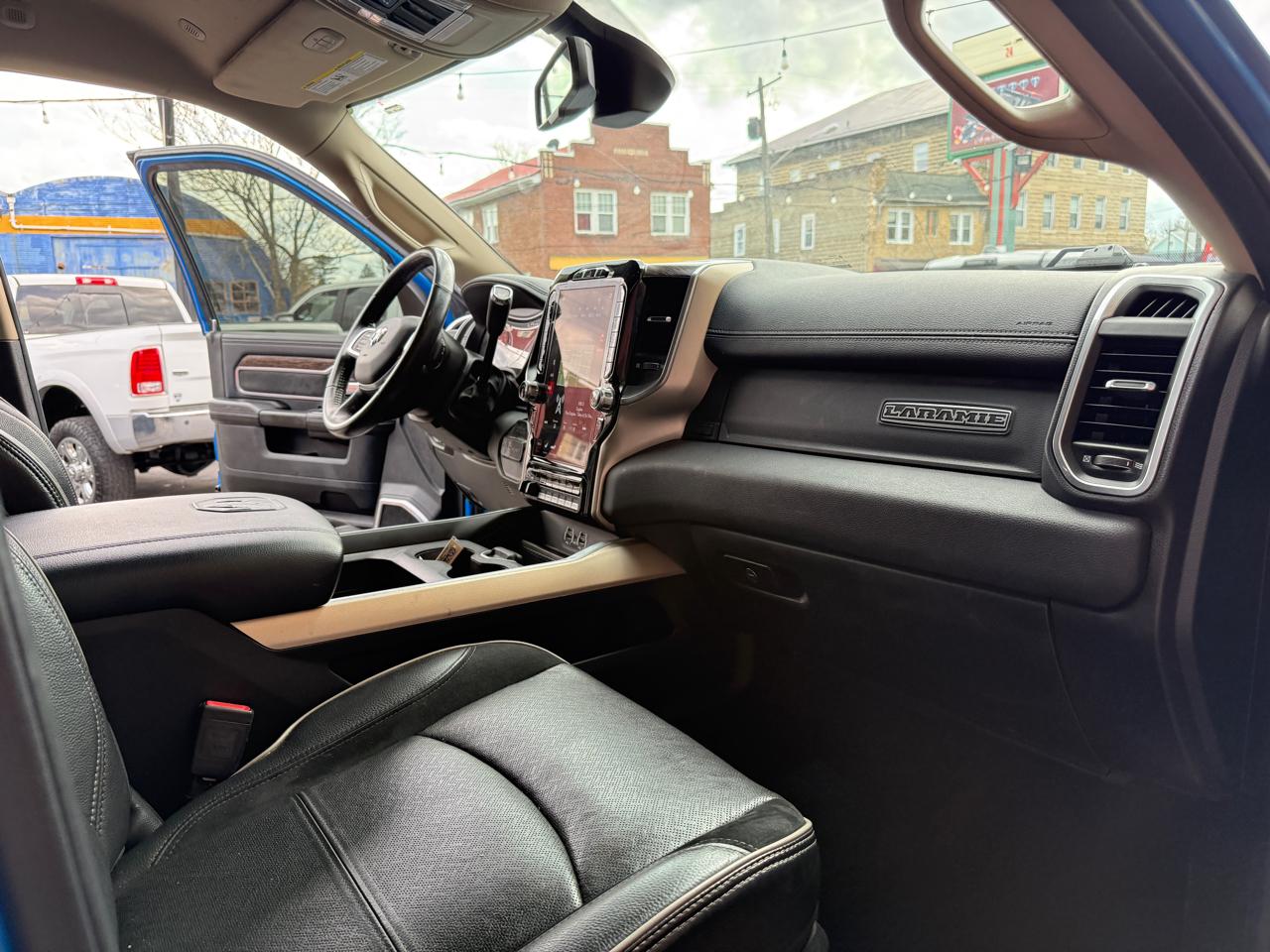 RAM 2500 Laramie Crew Cab LWB 4WD 2021