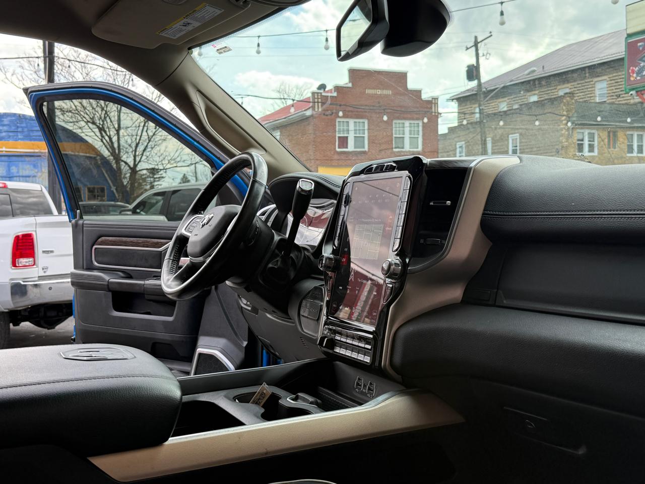 RAM 2500 Laramie Crew Cab LWB 4WD 2021