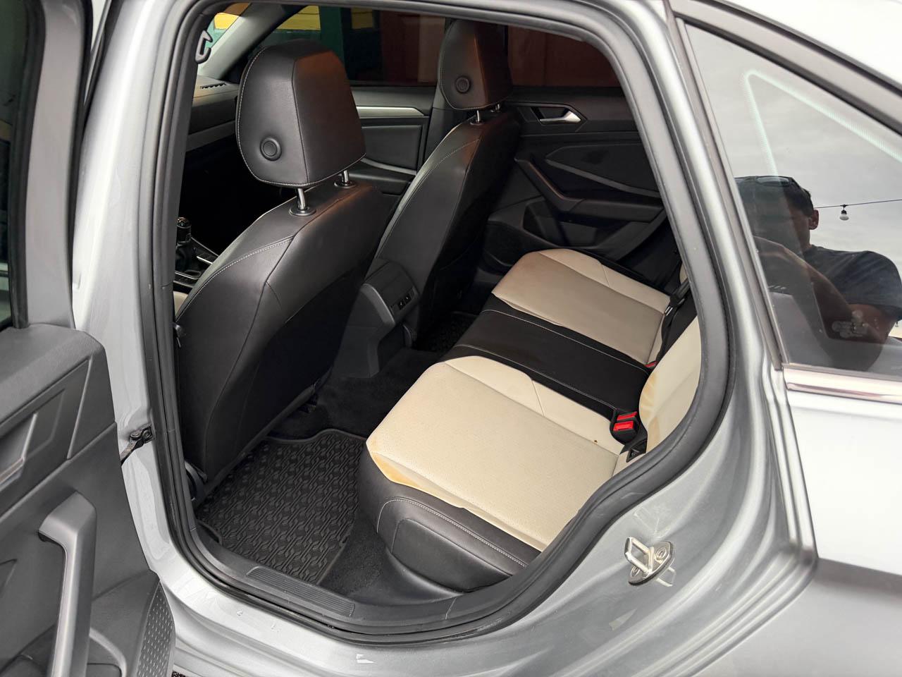 Volkswagen Jetta 1.4T S 6M 2020