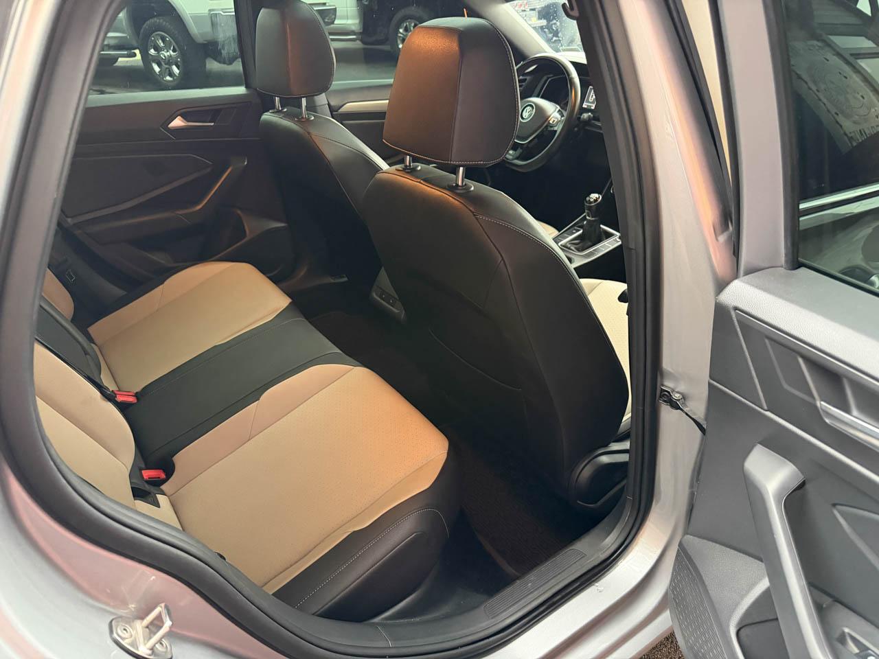 Volkswagen Jetta 1.4T S 6M 2020