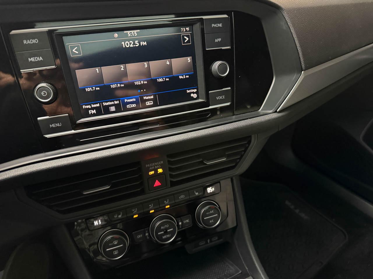 Volkswagen Jetta 1.4T S 6M 2020